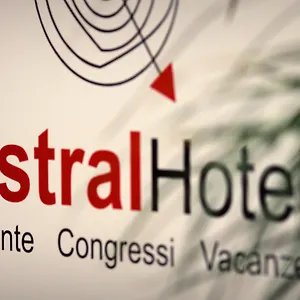 Mistral2 Hotel Oristano